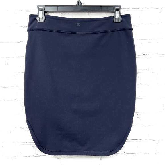 •|•LULULEMON ATHLETICA•| Navy Blue High Low Skirt Size 6 (2 of 2) - Picture 2 of 12